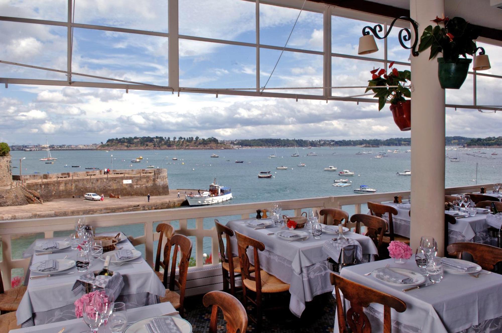 Hôtel-Restaurant Printania Dinard Bagian luar foto