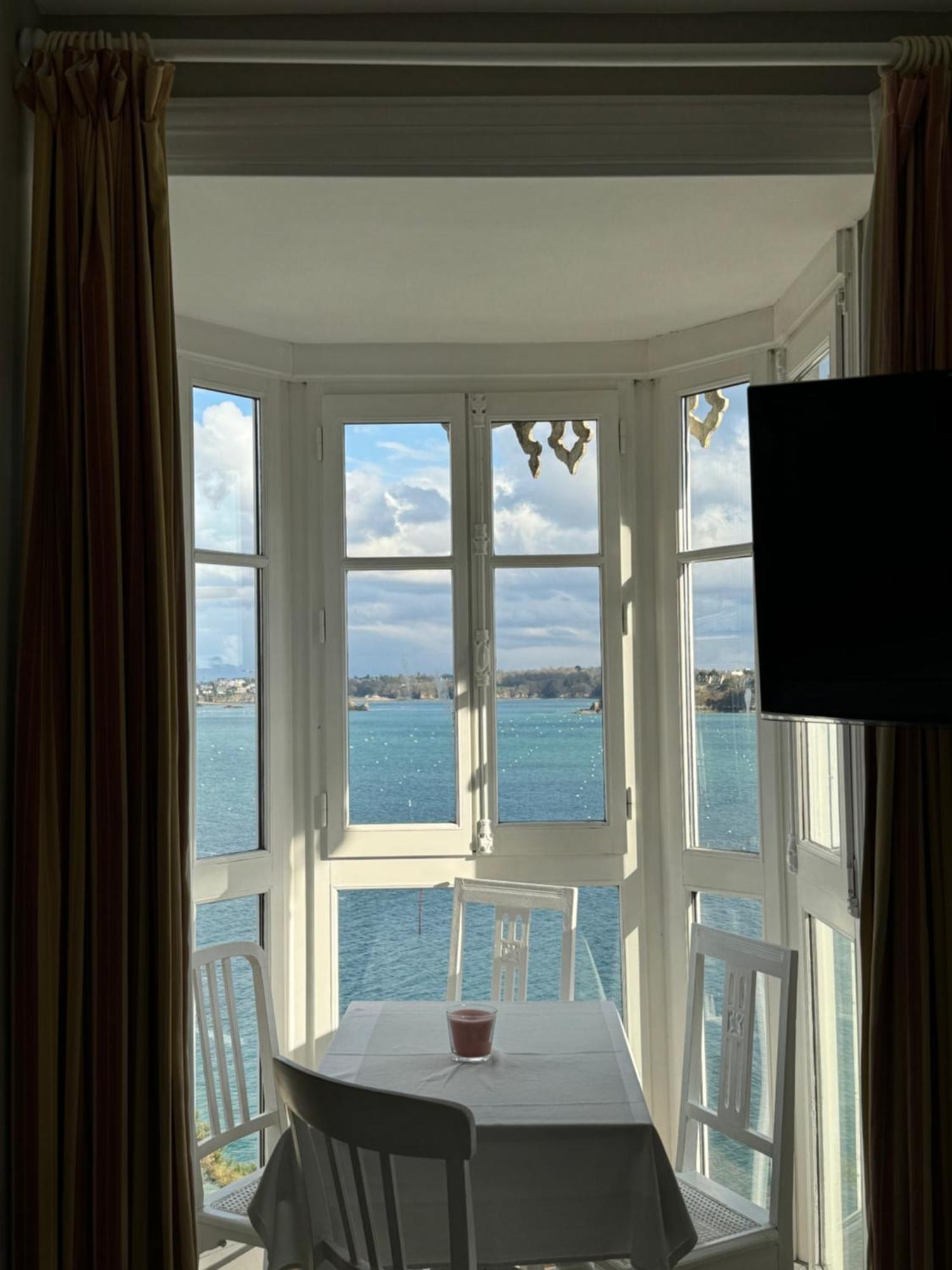 Hôtel-Restaurant Printania Dinard Bagian luar foto